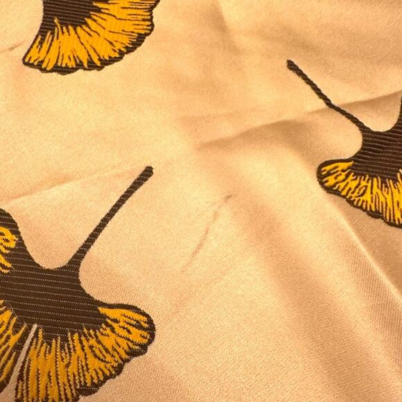 Storm & Marie Skirt NWT Damaged Satin Dandelion Mini Skater Skirt Size 6 - Picture 14 of 16